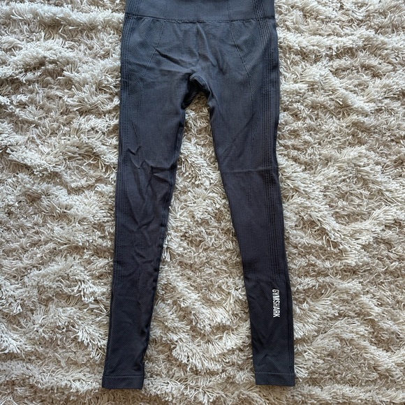 Grey Gymshark Leggings - Picture 1 of 2